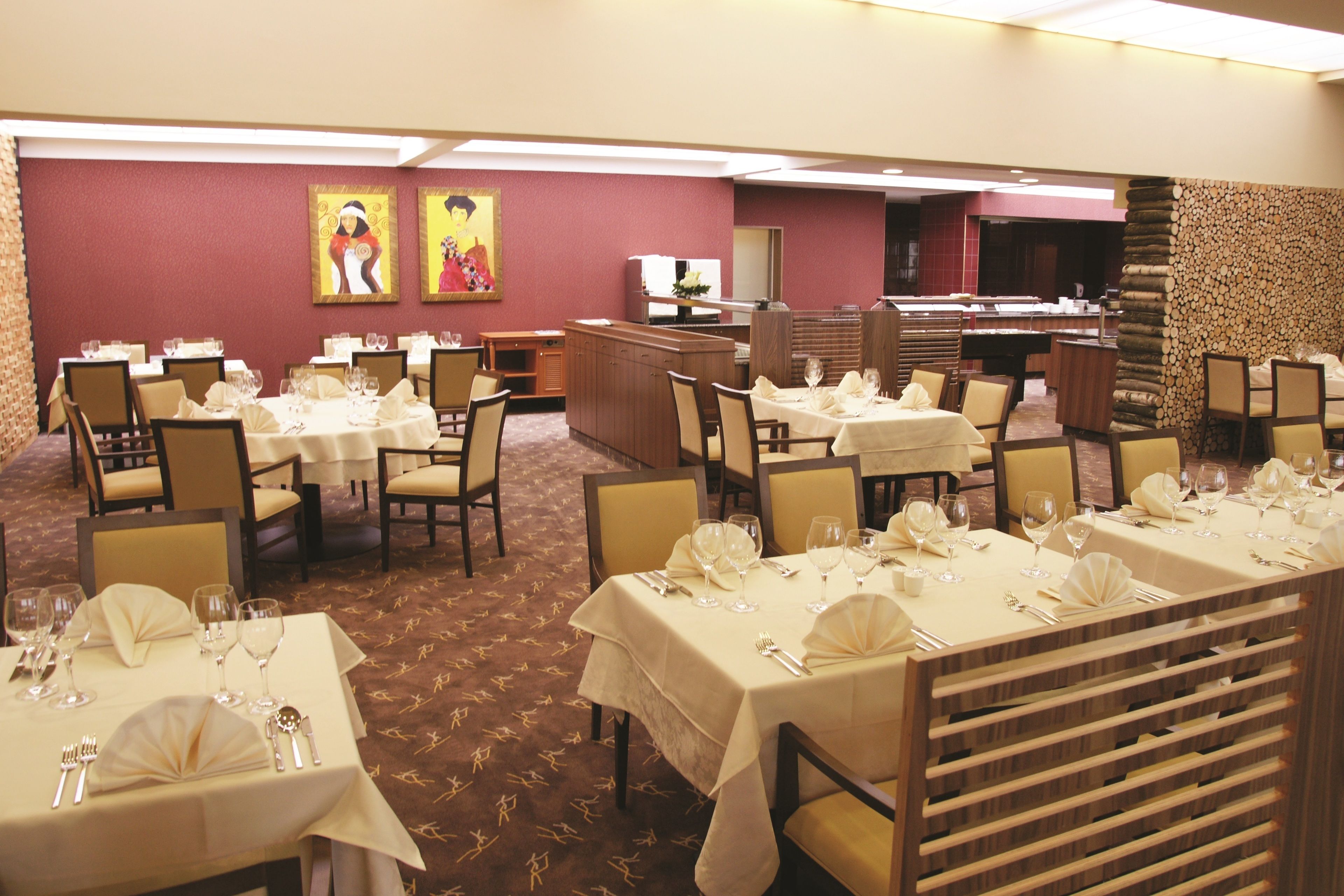 breakfast, lunch, dinner served; garden views