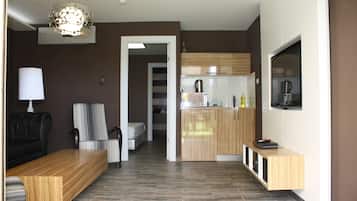 ๋ญ์
๋ฆฌ ์ค์ํธ, ํ
๋ผ์ค | ๊ฑฐ์ค ๊ณต๊ฐ | LCD TV