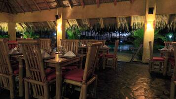 Desayuno completo incluido todos los días