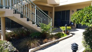 Property entrance - Abelia Motor Lodge (Nelson)
