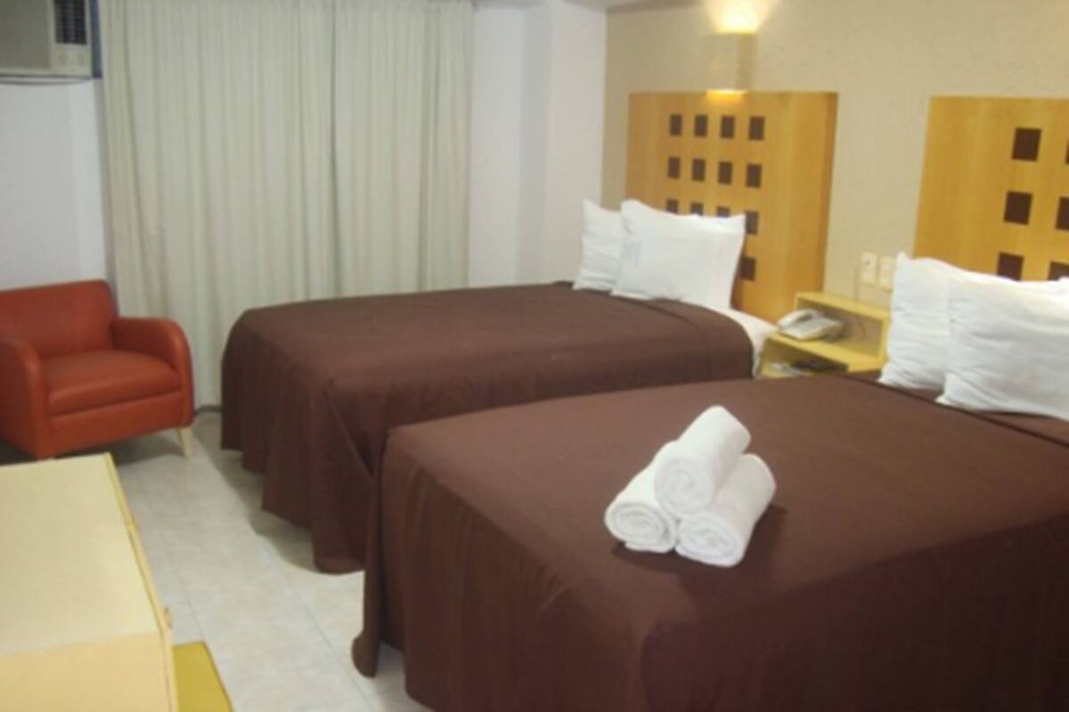 In-room safe, free WiFi