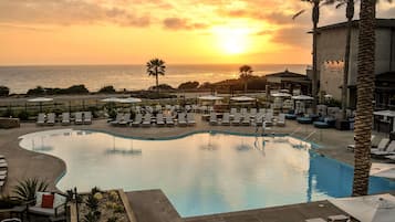 Outdoor pool, cabanas (surcharge), pool umbrellas
