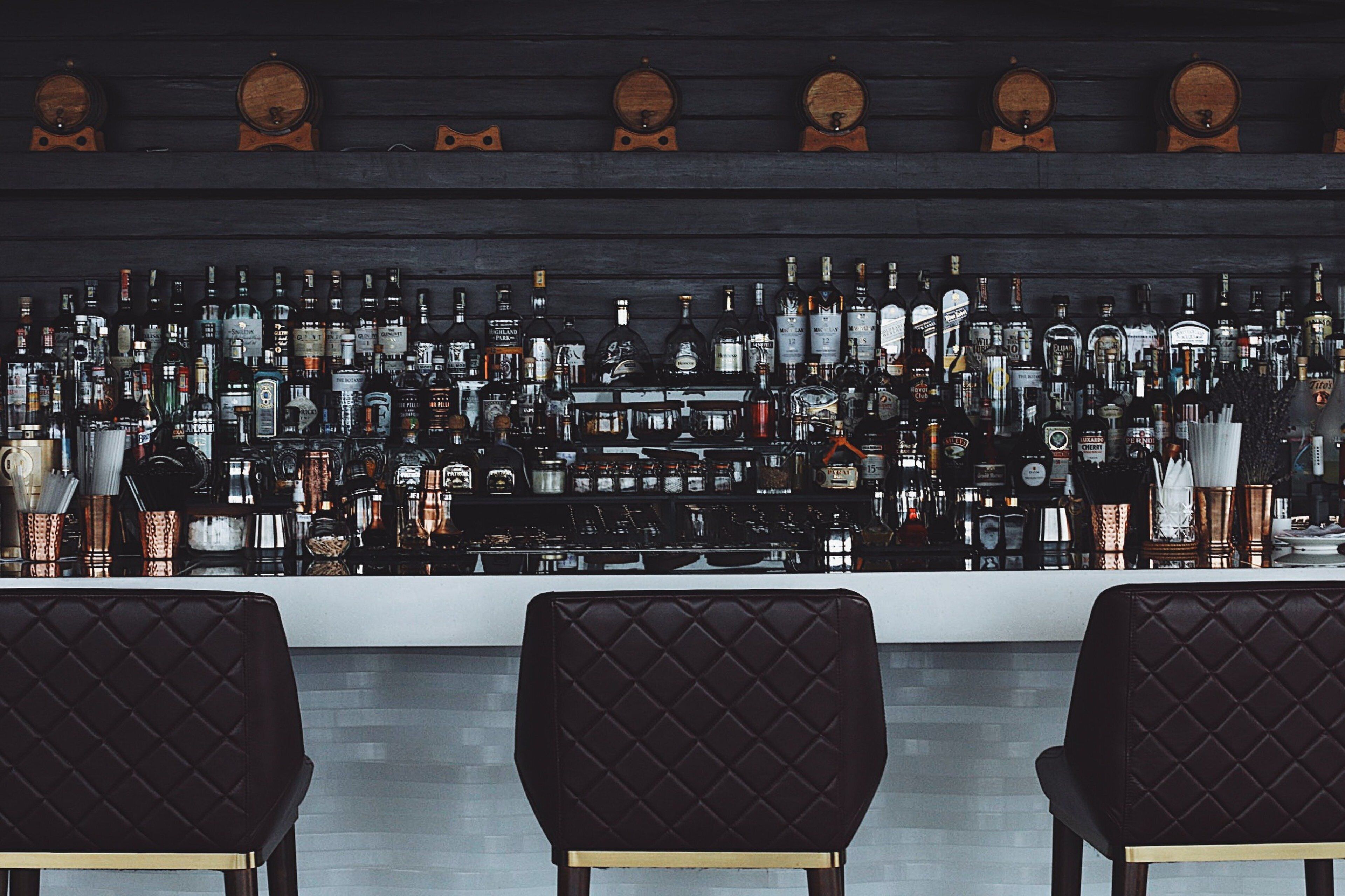 2 barer/lounger, lobbylounge og cocktailbar