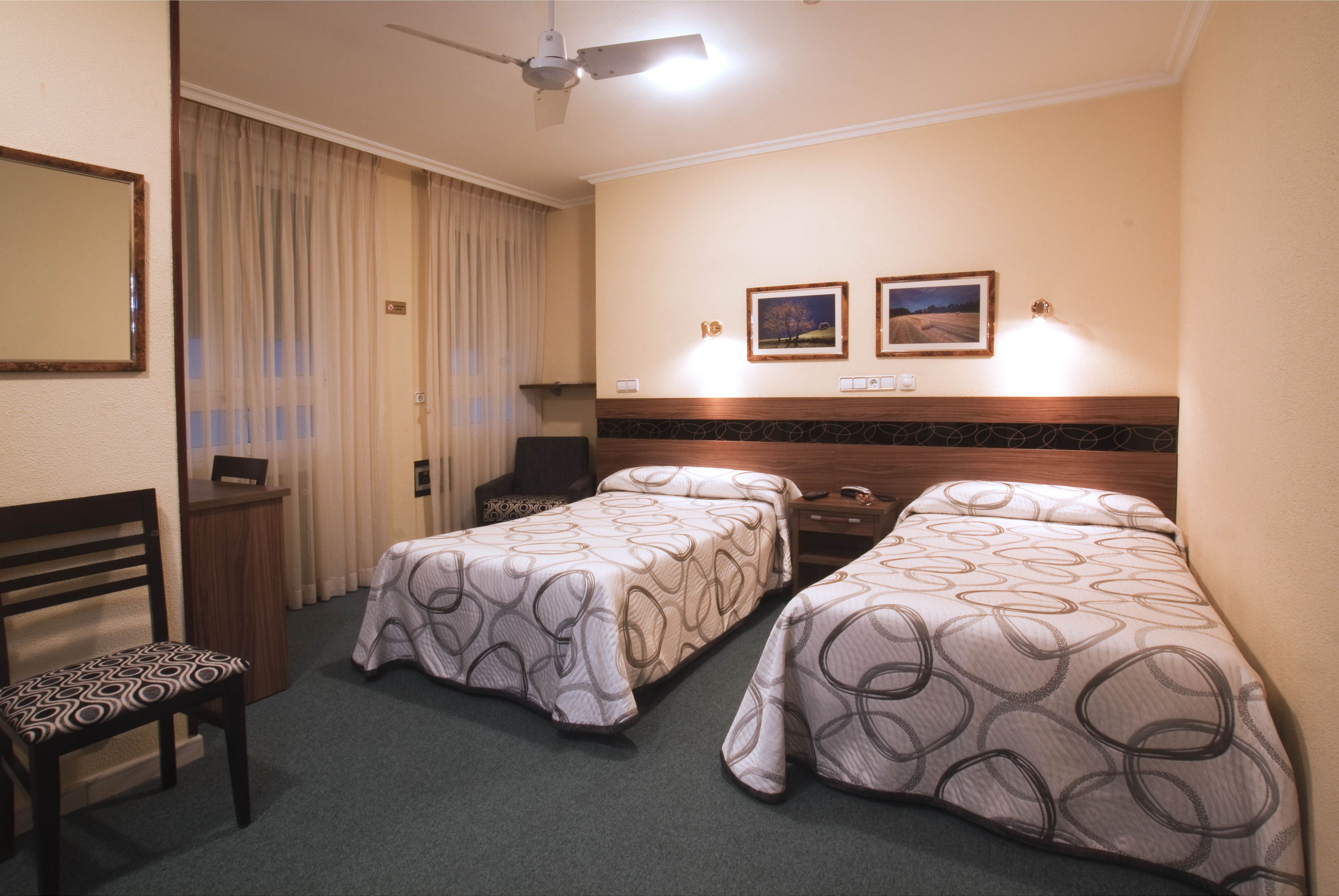 Photo - Hotel Castilla