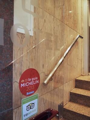 Staircase - Hotel Castilla (Gijon)