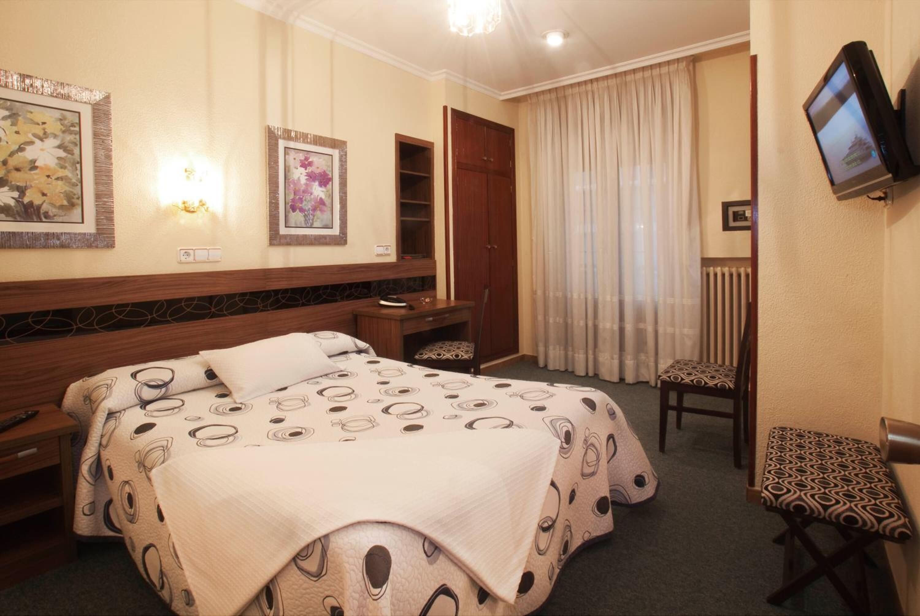 Photo - Hotel Castilla