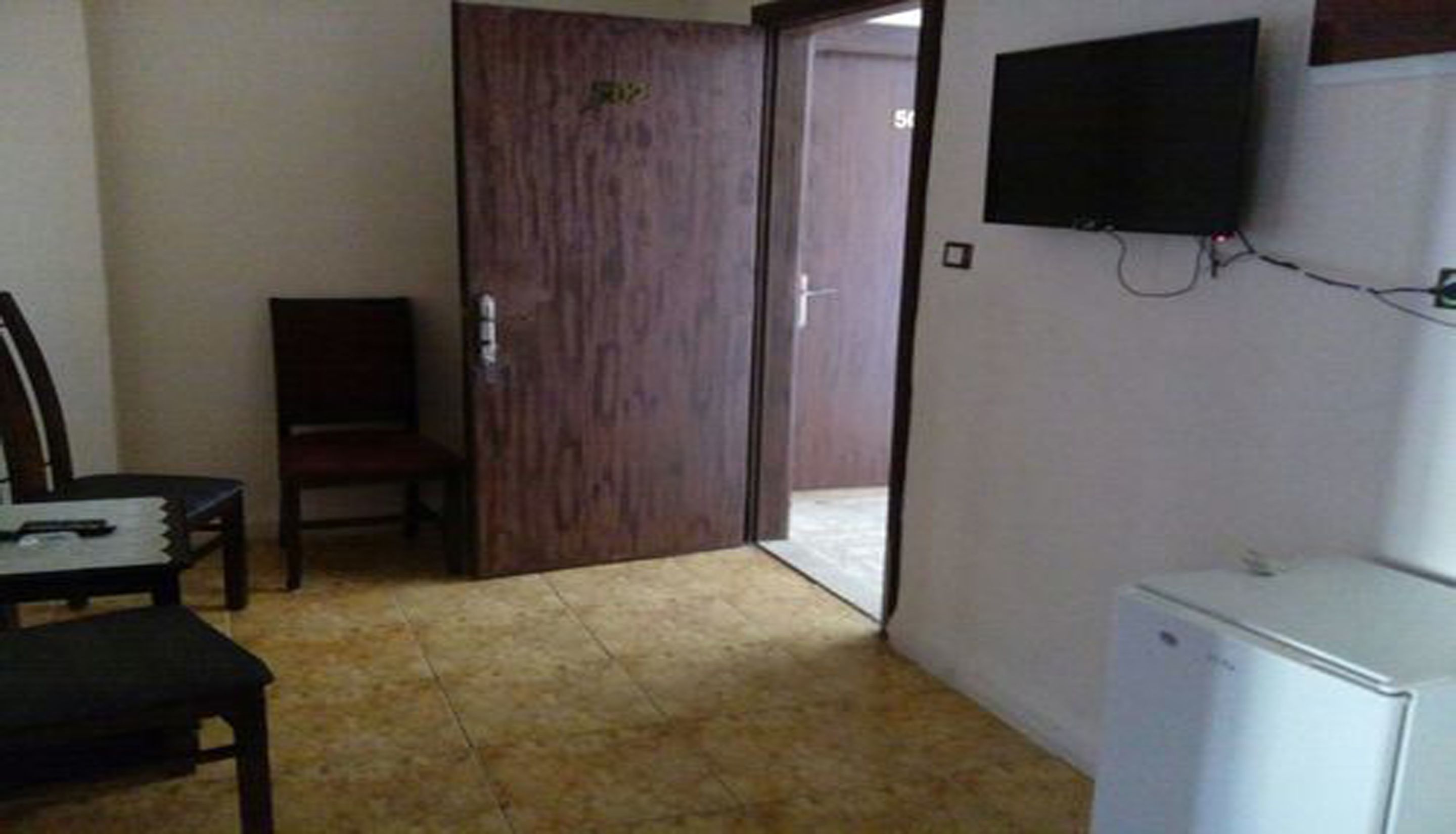 Värdeförvaringsskåp på rummet, ljudisolering och gratis wi-fi