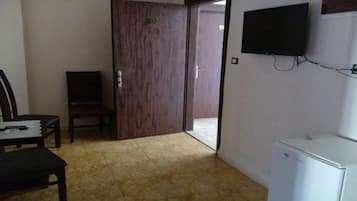 Safe på rommet, lydisolert, wi-fi (inkludert) og rullestolvennlig