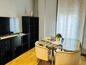 Standard Apartment, 1 Bedroom, Kitchen | Individually decorated, individually furnished, iron/ironing board - Apartamentos San Pablo (Málaga)