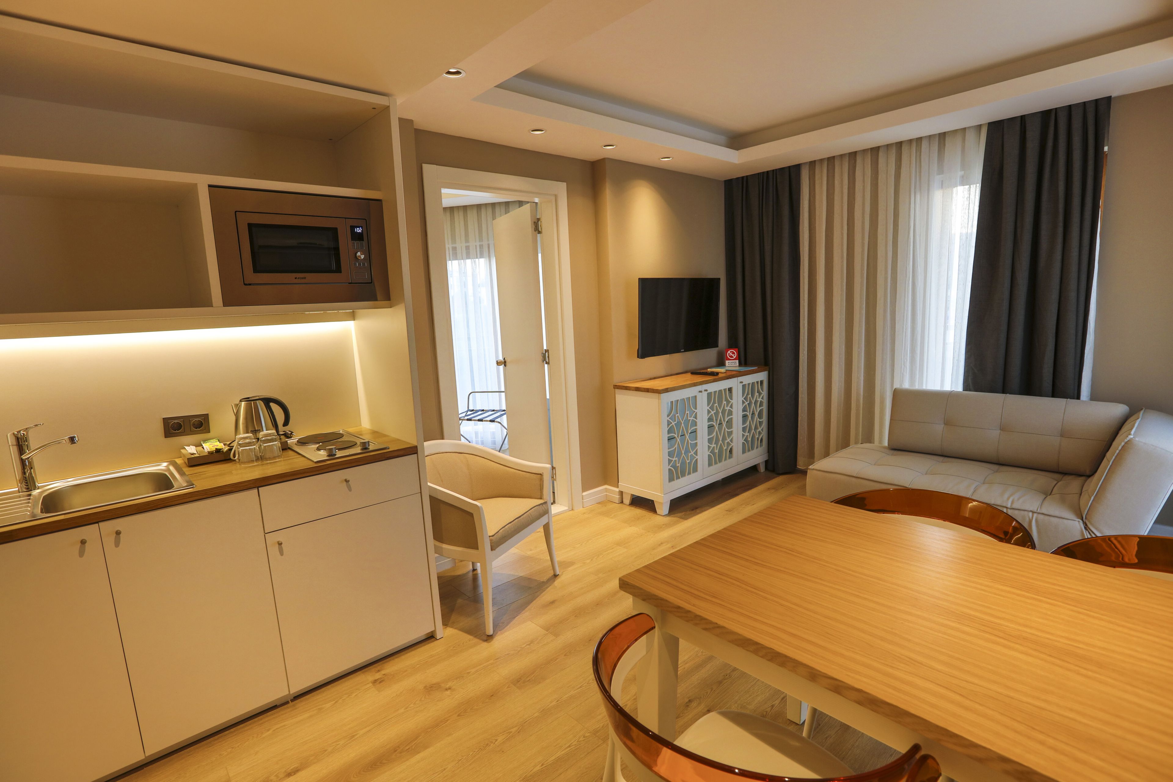 suite, sea view | living room | lcd tv