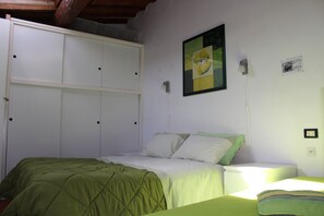 Desk, rollaway beds, WiFi