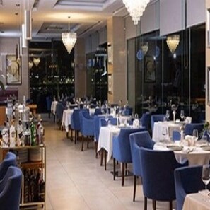 Dîner et souper servis sur place, cuisine italienne