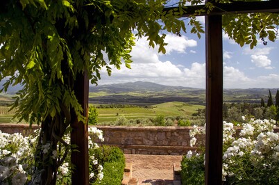 Castello Banfi - Il Borgo - Relais et Chateaux