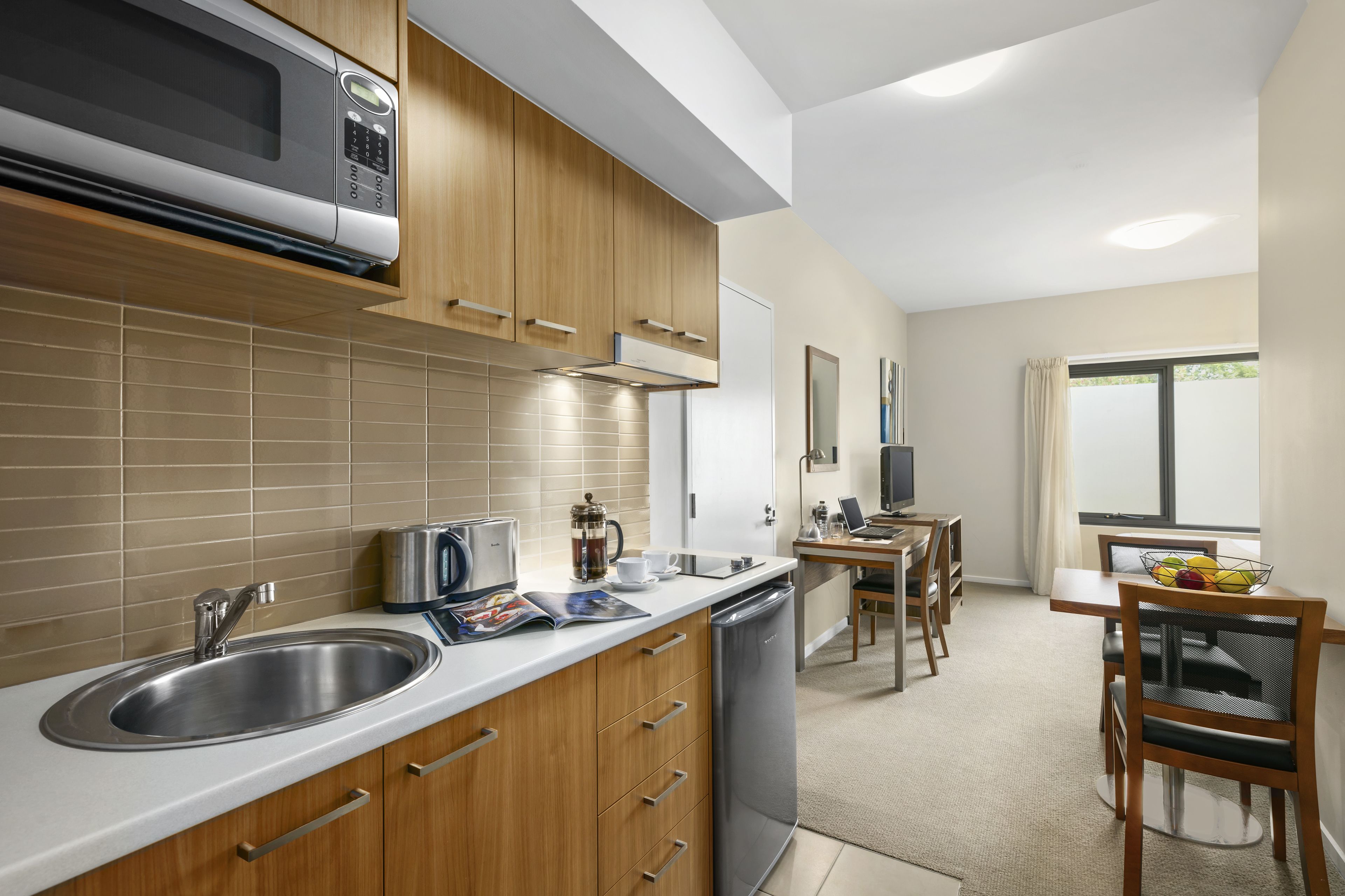 studio apartment | minibar, in-room safe, desk, soundproofing