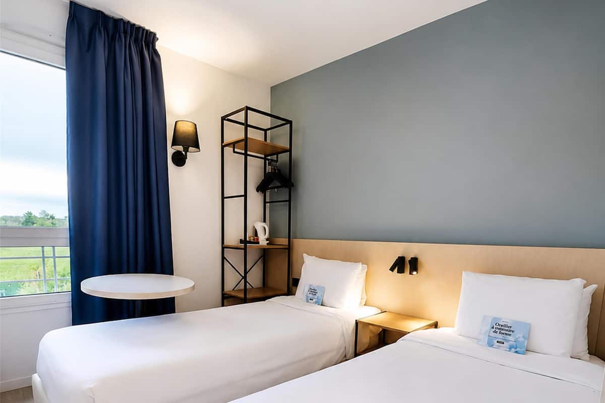 Standard Room, 2 Single Beds
