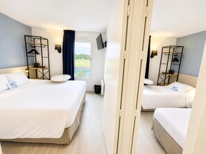 Standard Room, Multiple Beds, Connecting Rooms - Kyriad La Fleche (La Flèche)