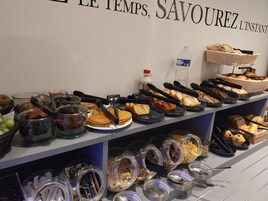 Daily buffet breakfast (EUR 12.90 per person)