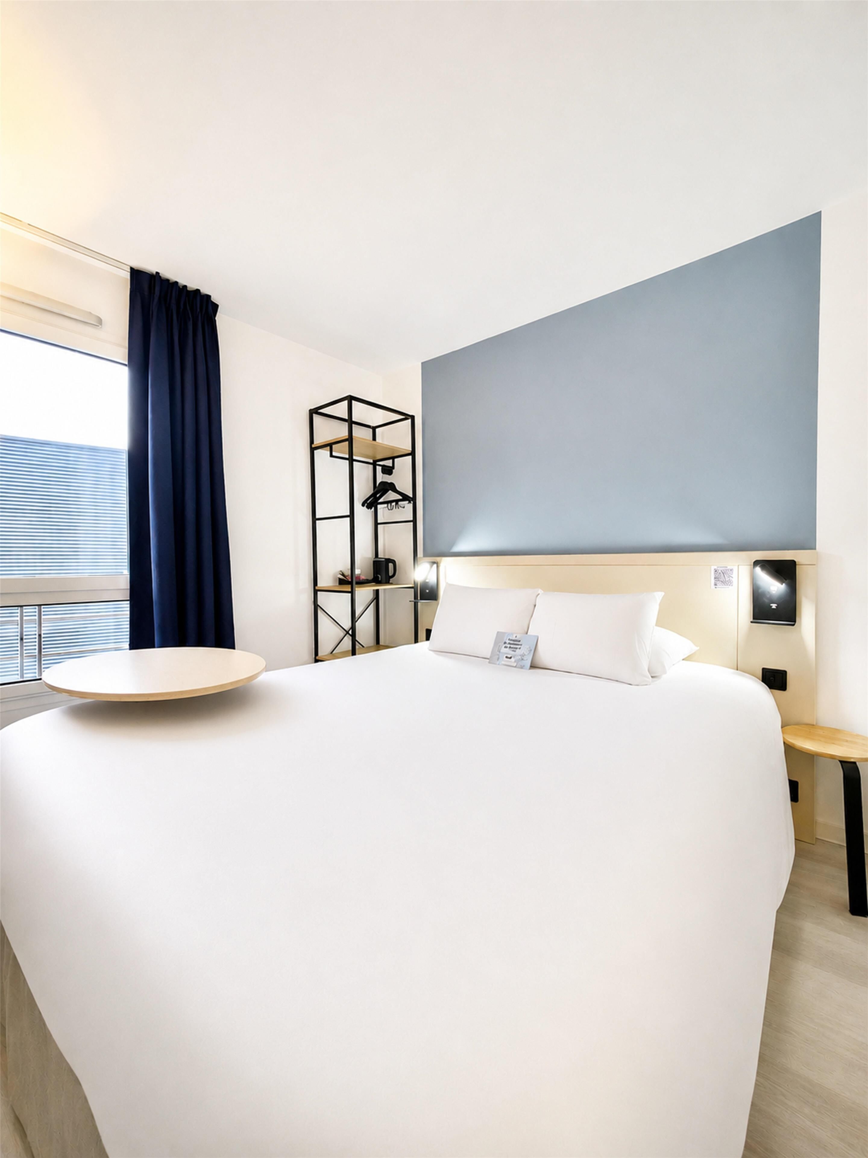 Ropa de cama de alta calidad y cortinas blackout 