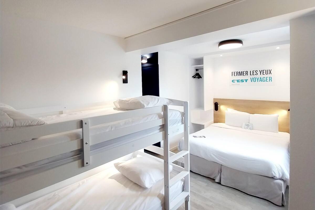 premium bedding, blackout curtains, soundproofing, free cots/infant beds