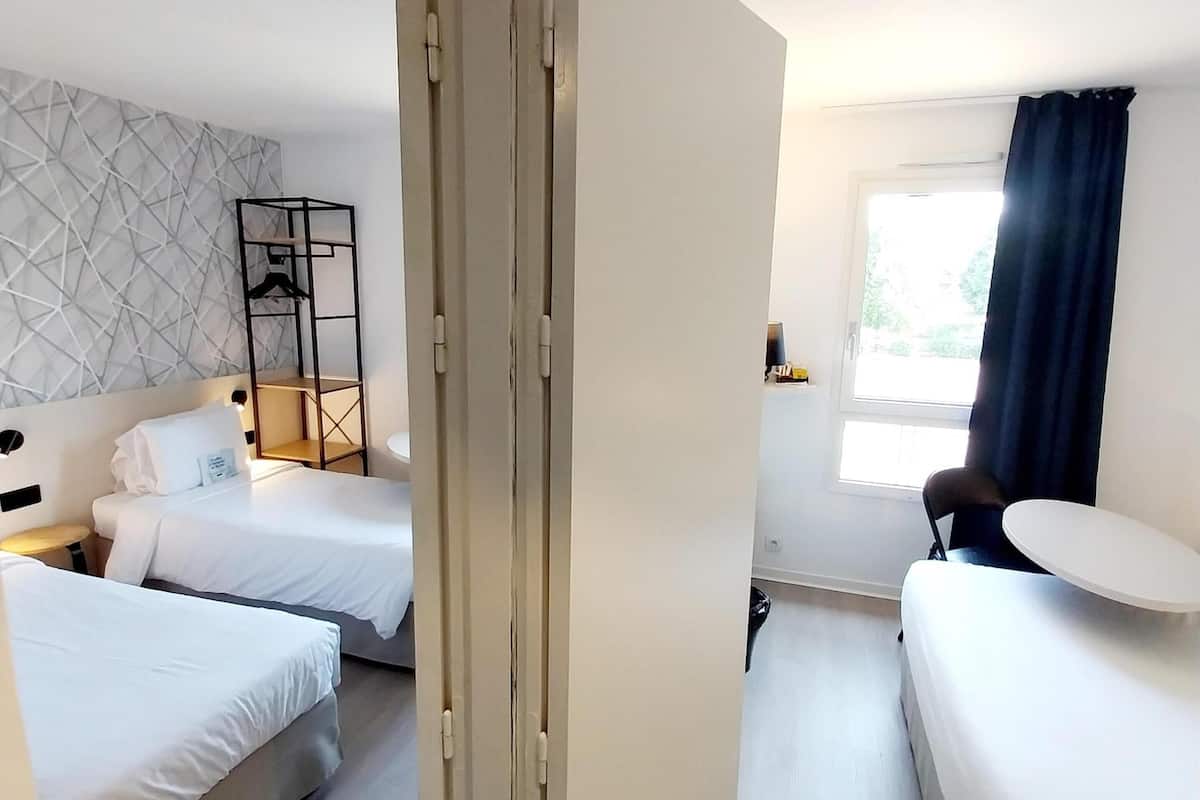 premium bedding, blackout curtains, soundproofing, free cots/infant beds