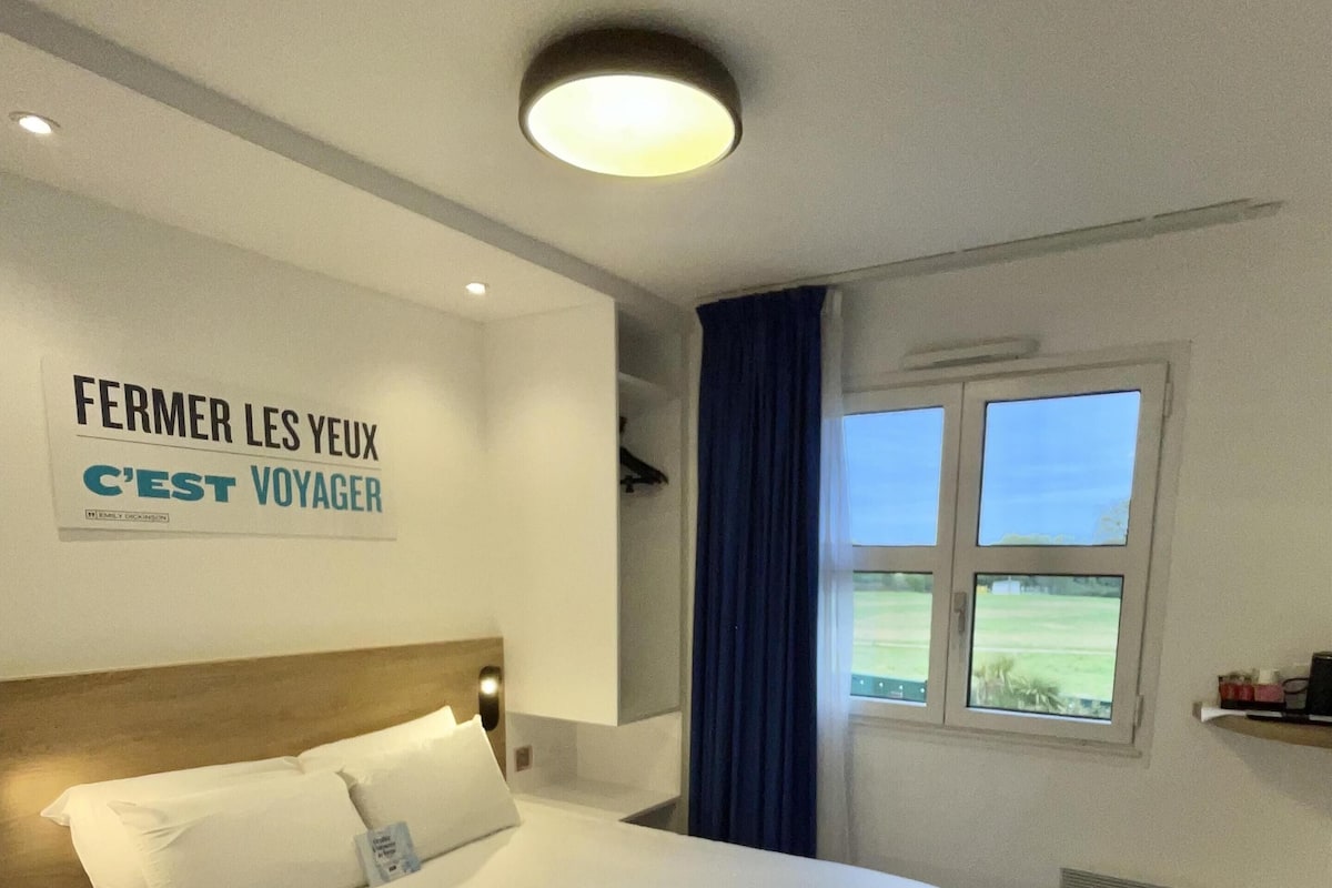 Chambre Familiale, plusieurs lits | Literie de qualité supérieure, rideaux occultants, chambres insonorisées