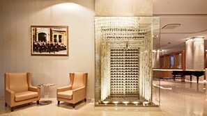 Sala de estar en el lobby