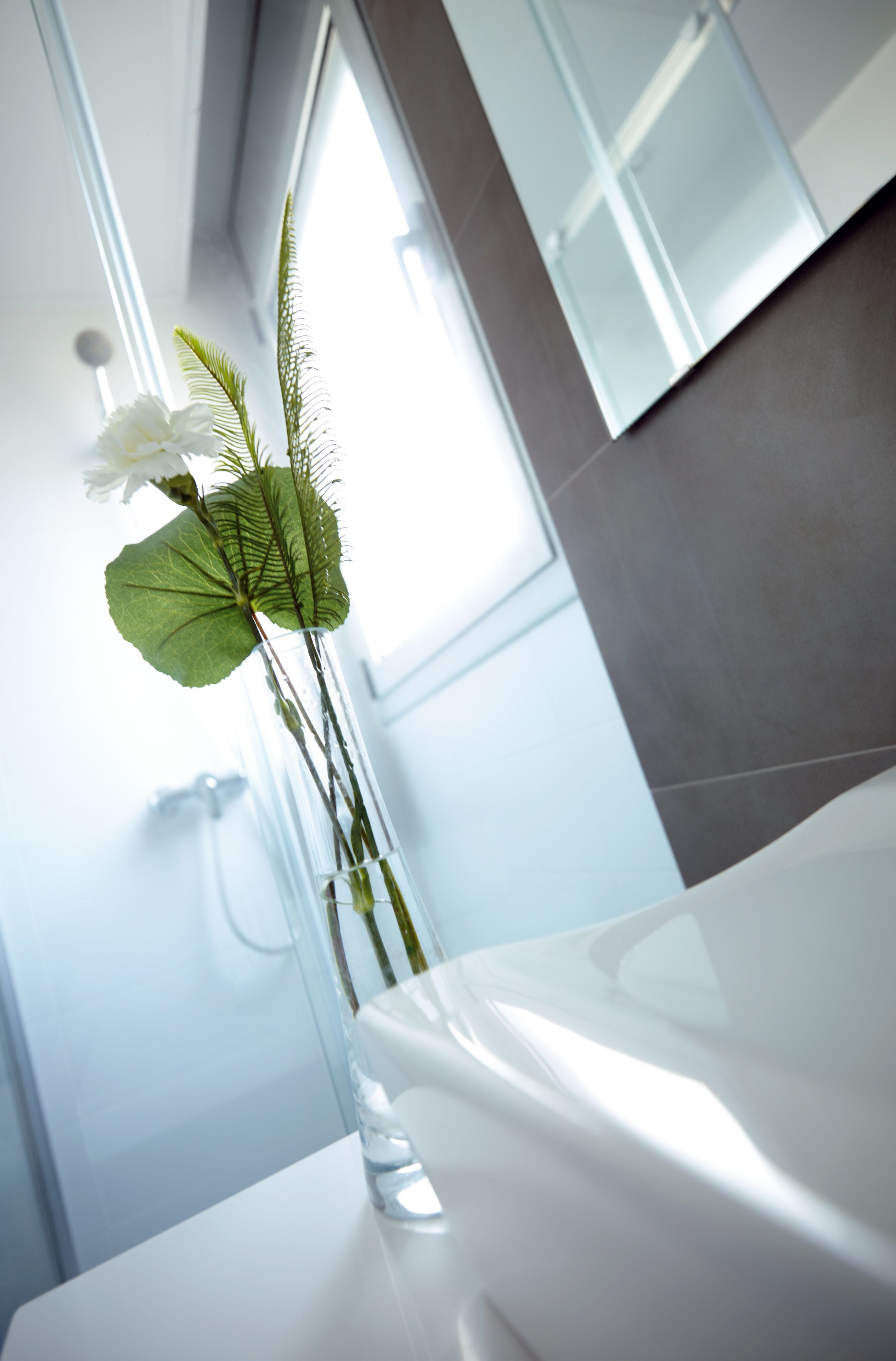 Standard Double Room, Private Bathroom (no kitchen) | Bathroom sink