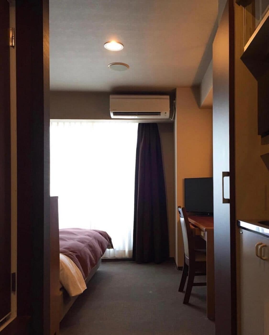 1 bedroom, down duvets, desk, free wifi