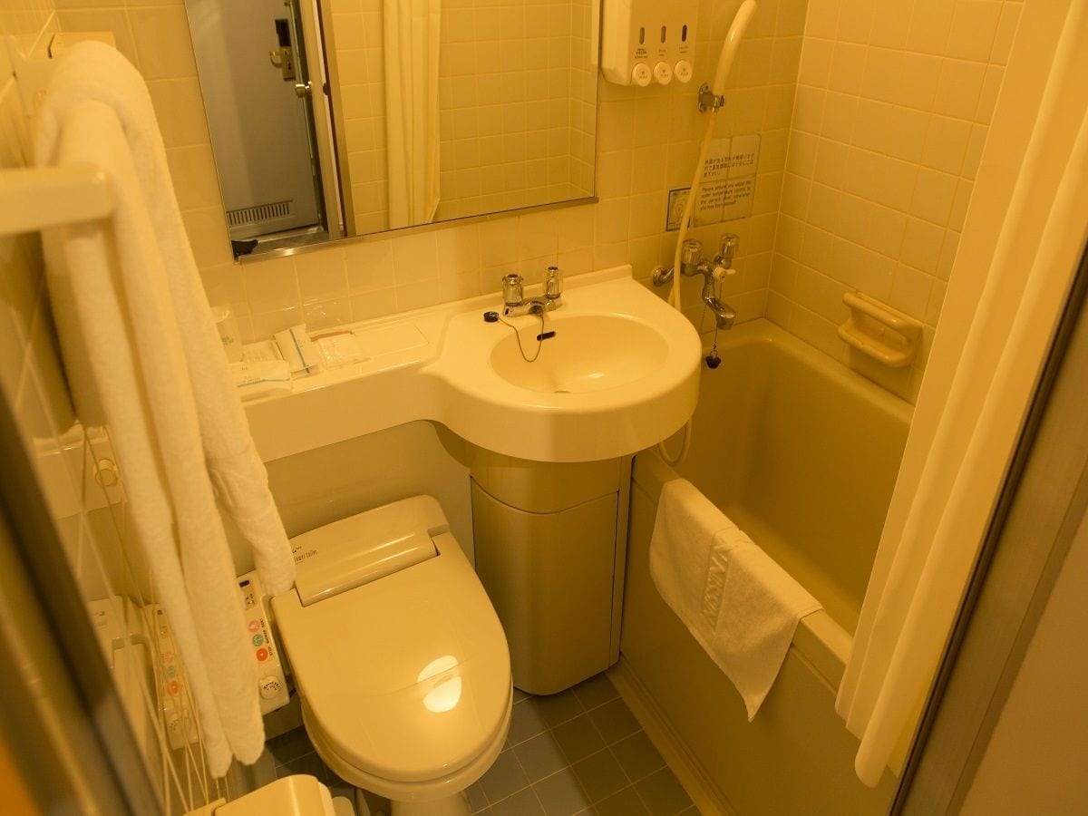 semi double room | bathroom | combined shower/bathtub, hair dryer, slippers, electronic bidet