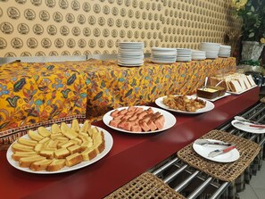 بوفيه إفطار