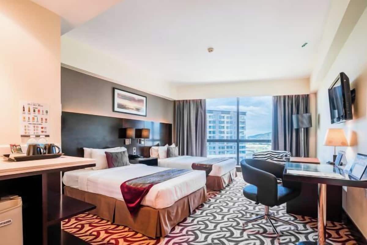 In-room safe, desk, blackout drapes, soundproofing