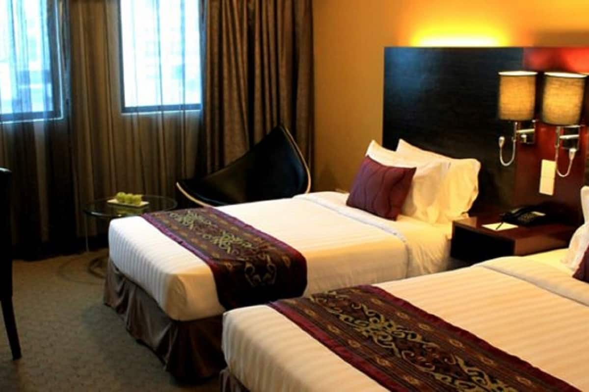 In-room safe, desk, blackout drapes, soundproofing