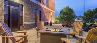 Holiday Inn Express and Suites Columbus Edinburgh by IHG