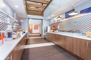 Free buffet breakfast