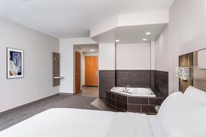 Standard Room, 1 King Bed (Feature) - Holiday Inn Express and Suites Columbus Edinburgh by IHG (Edinburgh)