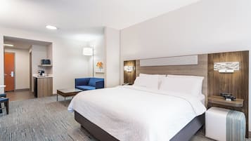 Schreibtisch, laptopgeeigneter Arbeitsplatz, Verdunkelungsvorhänge