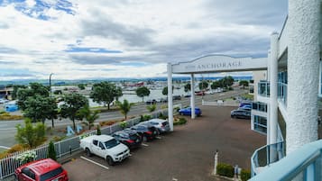 Pemandangan dari bilik