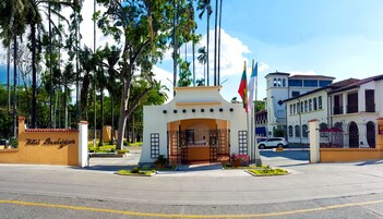 Fachada da propriedade