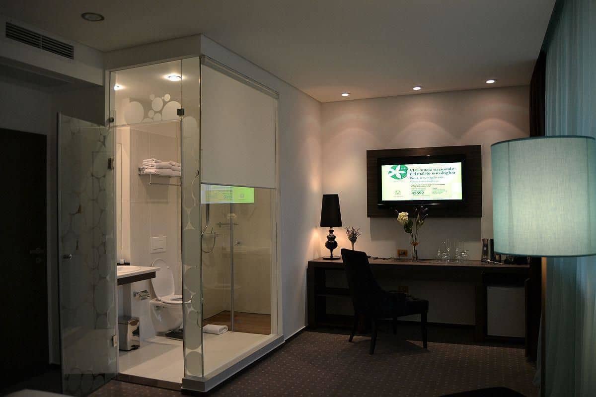 Room amenity