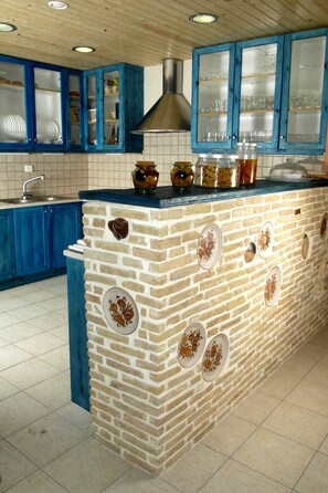 Private kitchen - Filoxenia Studios (Delphi)