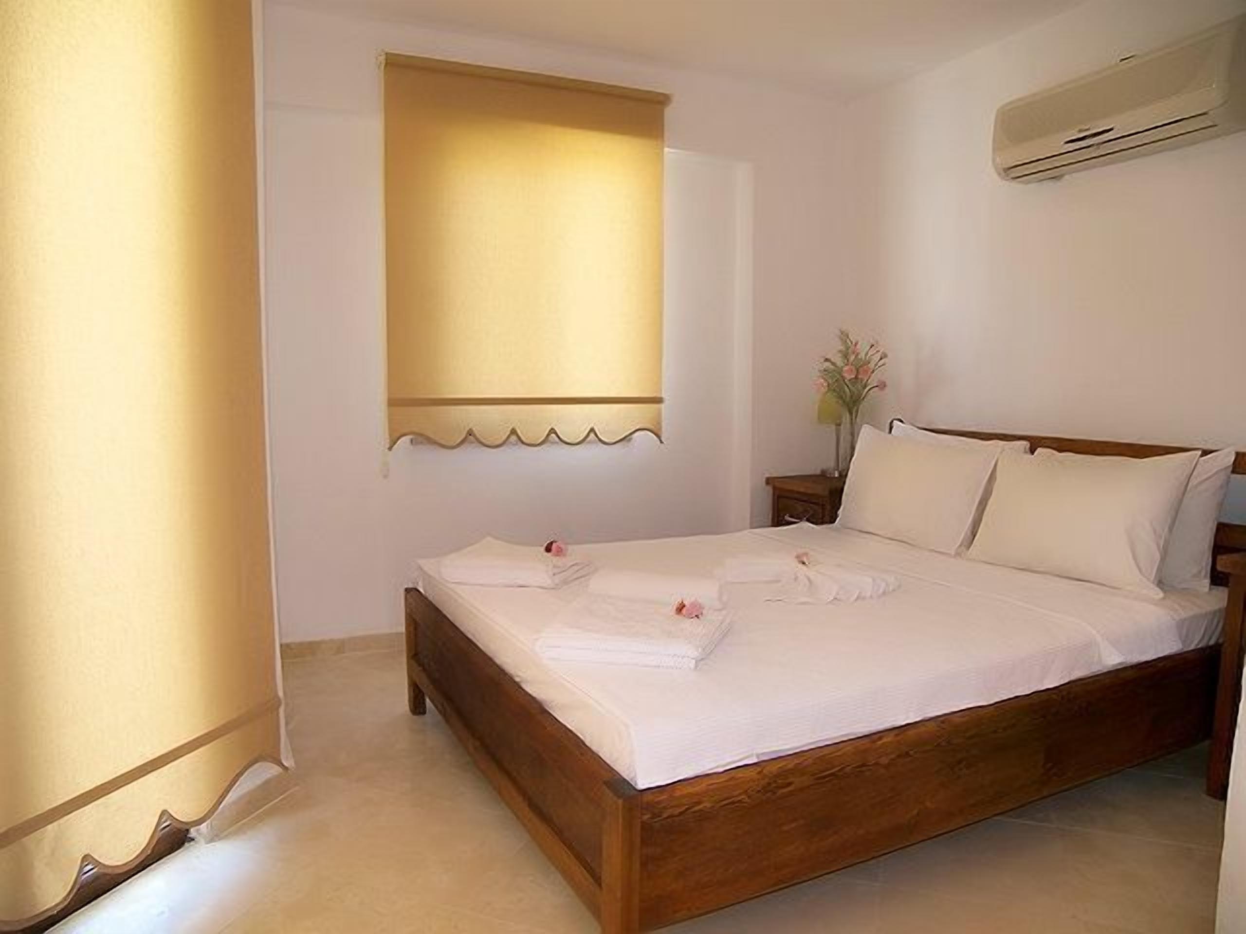 double room | in-room safe, iron/ironing board, free cots/infant beds, free wifi