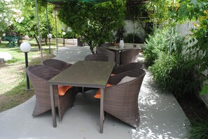 Desayuno continental (EUR 5 por persona)