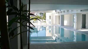 Indoor pool - Villa Sandini Hotel & Spa (Vila Nova de Gaia)