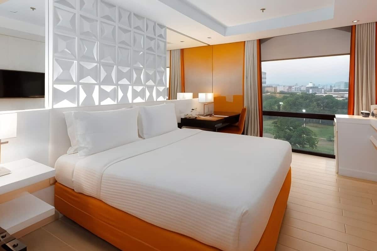 Premium bedding, minibar, in-room safe, individually decorated