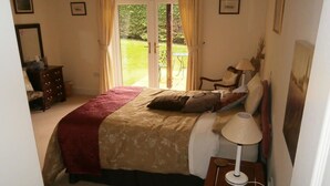 Double or Twin Room, Ensuite (Superking)