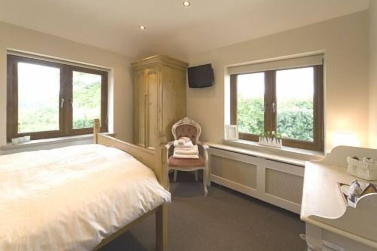 Standard Room, 1 Double Bed (The Old Dairy)