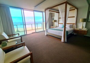 Three Bedroom Penthouse with Private Pool | Iron/ironing board, free WiFi, bed sheets, wheelchair access - The Beach Cabarita (Cabarita Beach)