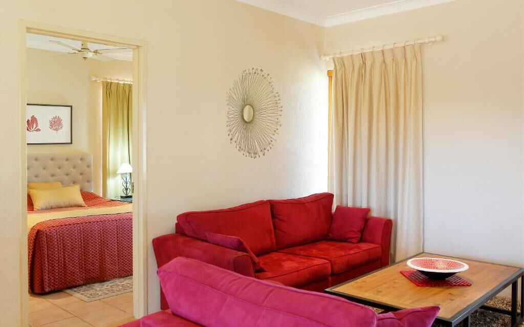 2 Bedroom Lodge | Living area | 35-inch plasma TV with digital channels, TV, fireplace