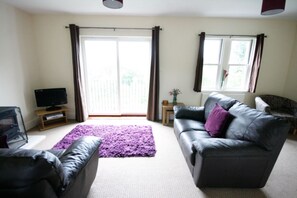 Cottage (Ormondroyd)