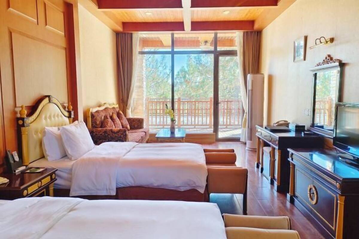Minibar, in-room safe, iron/ironing board, high-speed internet